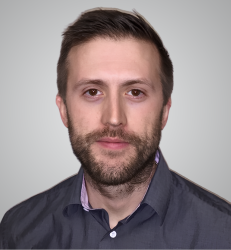 Photo of Derek MacFadden