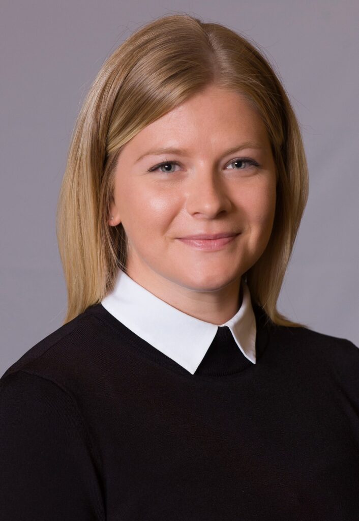 Photo of Erika Yates